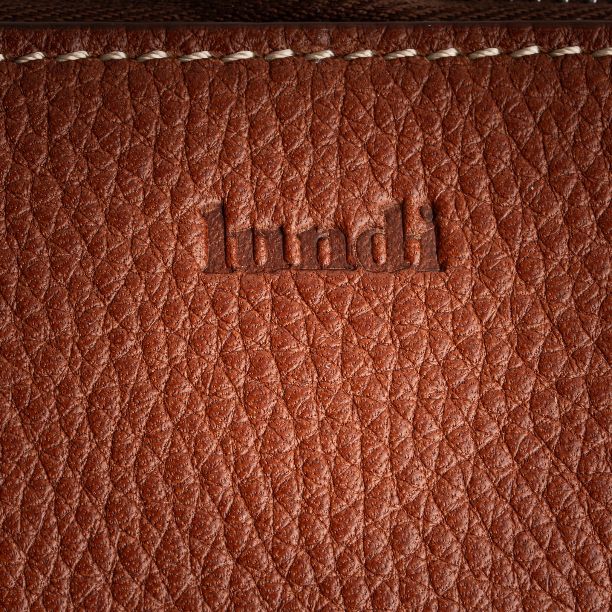 Cuir grainé cognac au tannage végétal