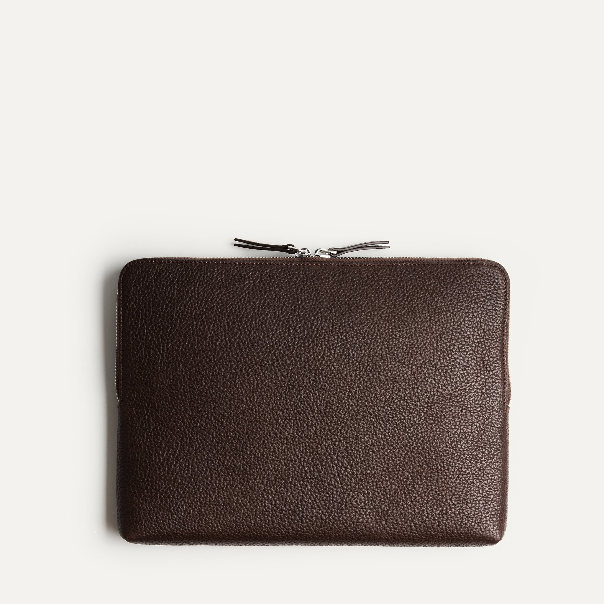 Pochette ordinateur en cuir grainé marron